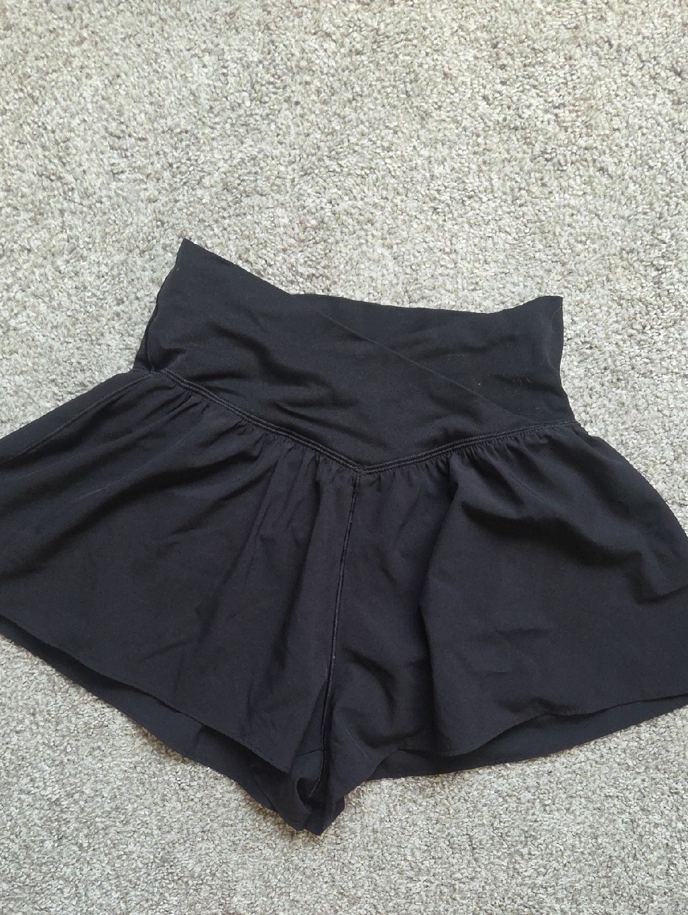 Aerie Offline Real Me Crossover Flowy Shorts Black Size Small
